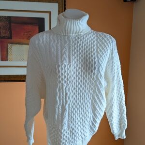 TRUTH By Republic Womens Size M Cable Knit Sweater Size M